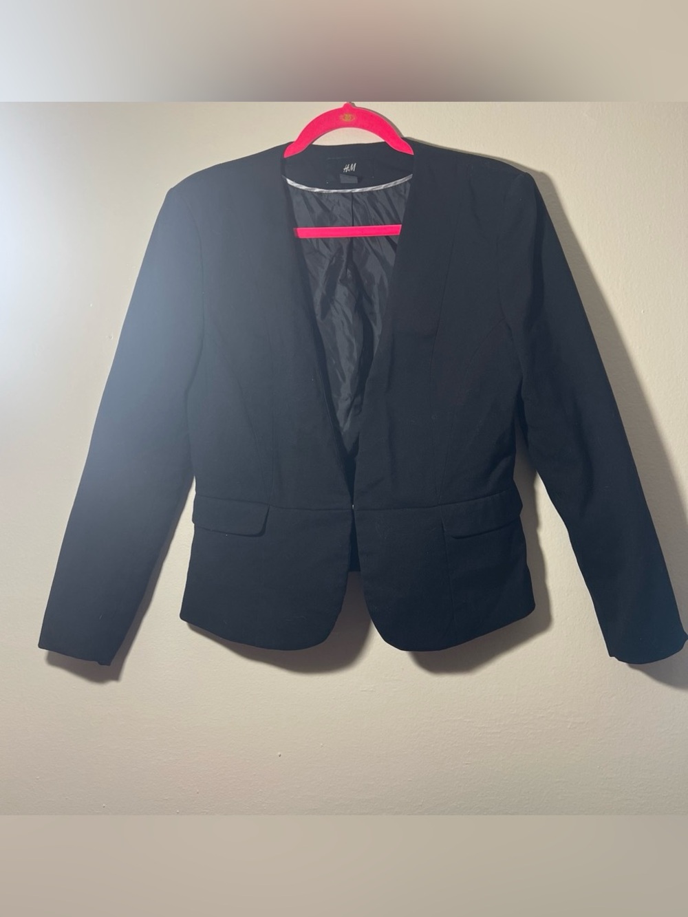 H&M Black Women's Cropped Tailored Blazer